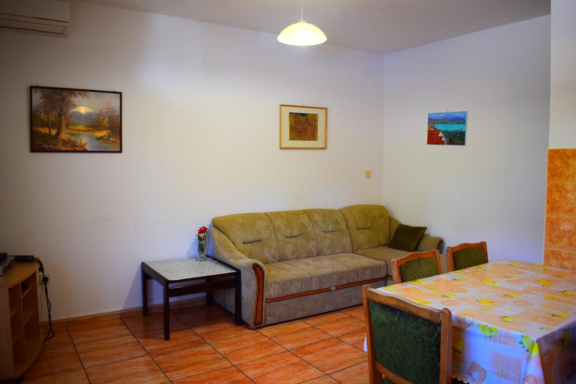 Apartments Milica Malinska Habitación foto