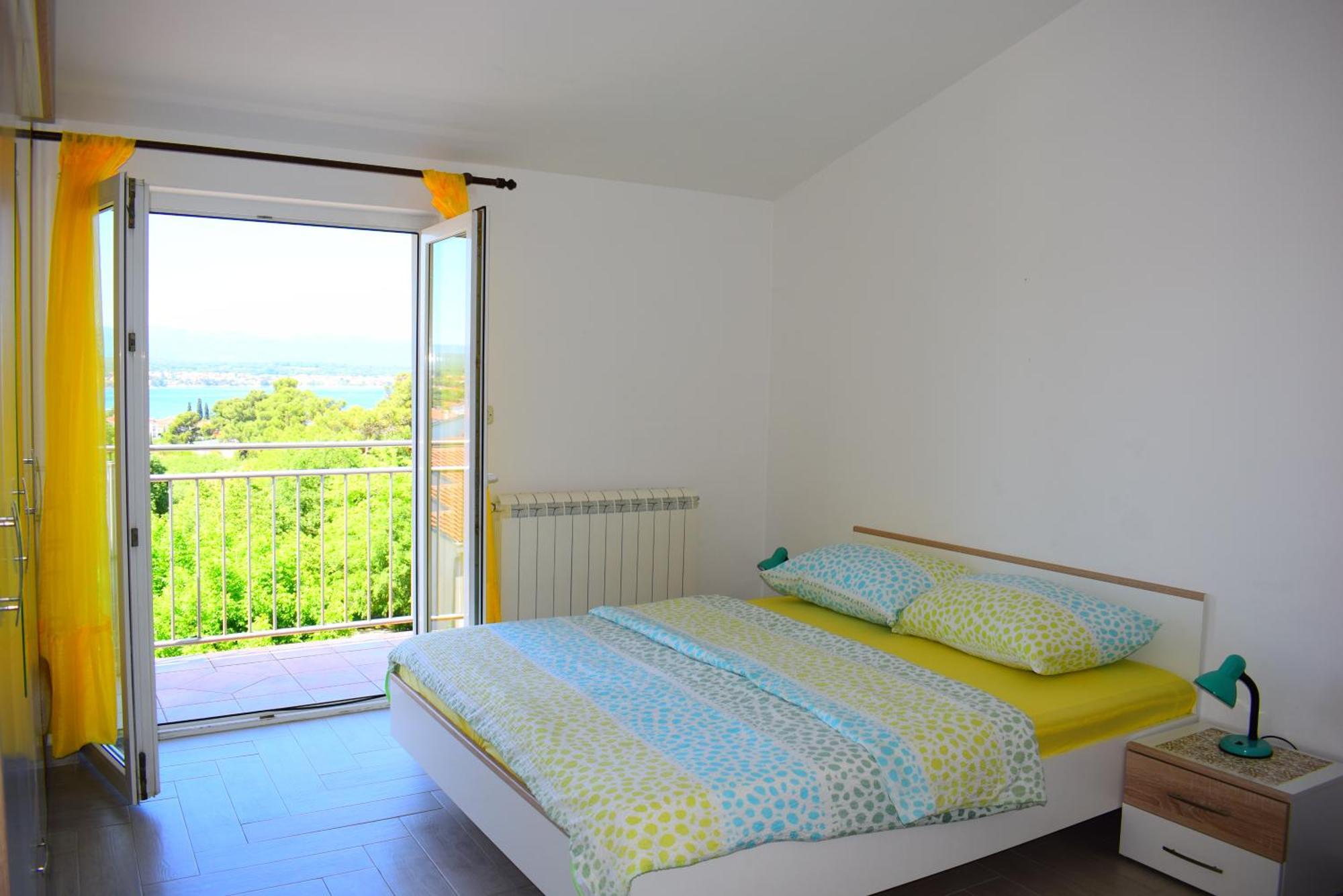 Apartments Milica Malinska Habitación foto